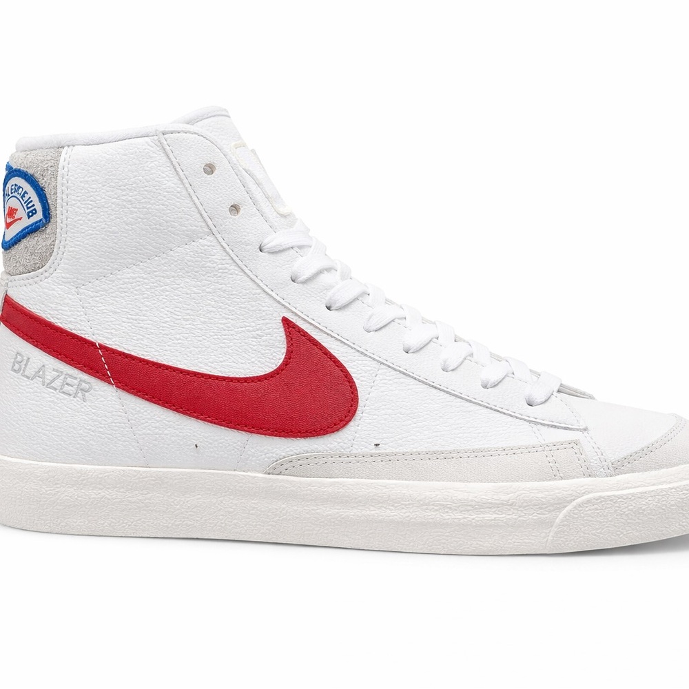 Nike Sneakers Size 7Y / Women’s 8.5 Brand New in Box - Picture 4 of 7